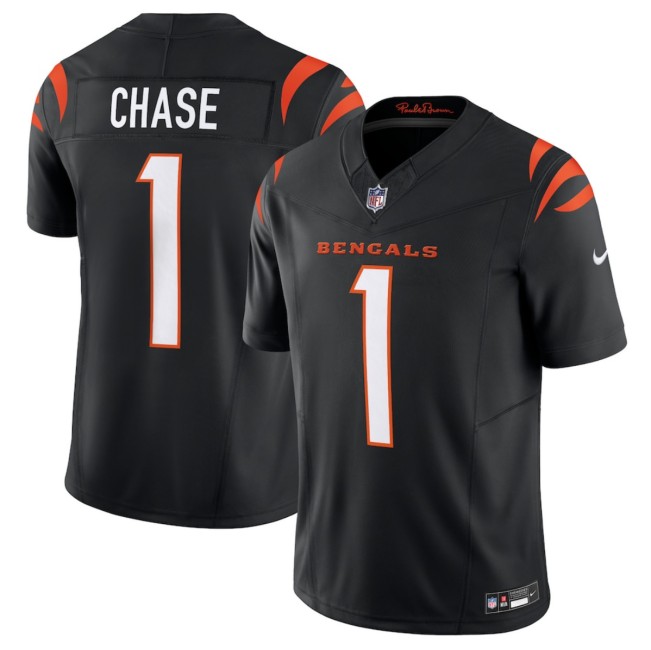 Youth Cincinnati Bengals #1 Ja'Marr Chase Black 2024 F.U.S.E. Vapor Untouchable Limited Stitched Jersey