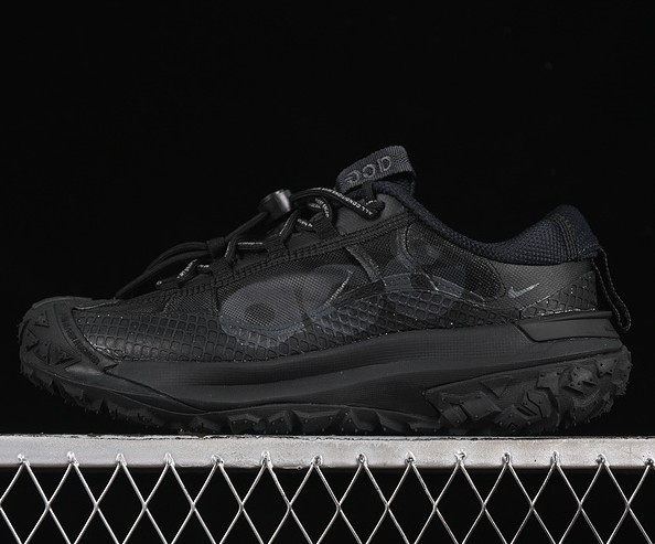Nike ACG Mountain Fly 2 Low Triple Black Anthracite DV7903-002 Sneaker
