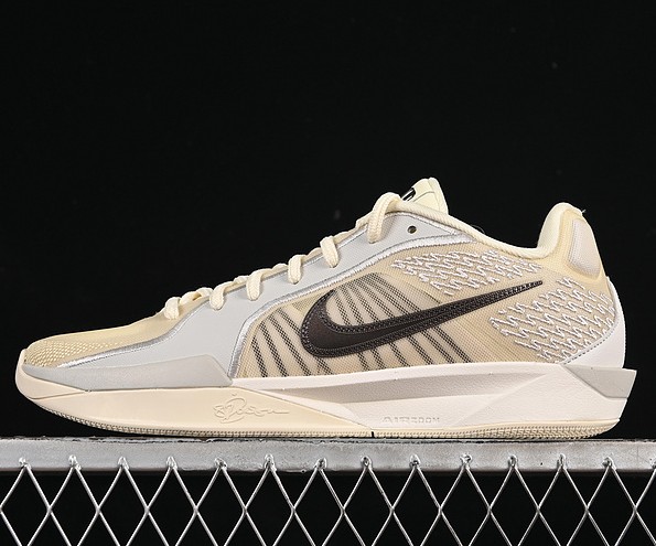 Nike Sabrina 2 Relentless EP Court Vision FZ1517-102 Coconut Milk Light Beige Sneaker