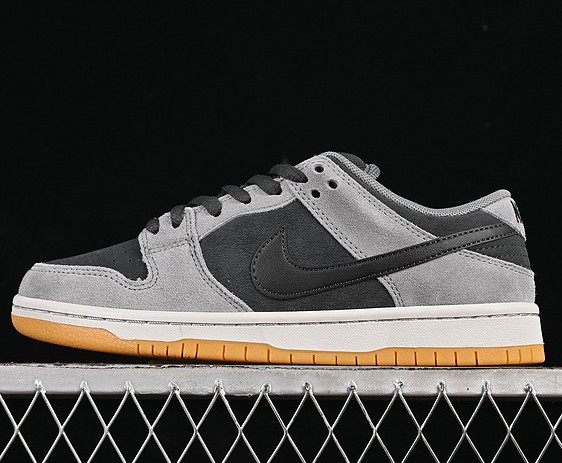 Nike SB Dunk Low Pro Black Dark Smoke Grey HF3063-001 Sneaker