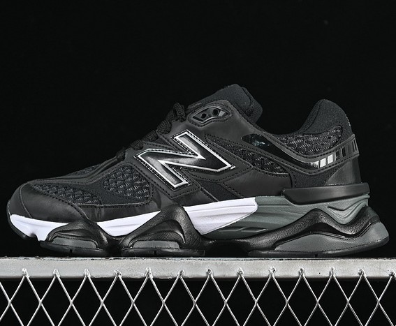 New Balance NB9060 Shoe Palace Exclusive Black/Silver U9060PNR Sleek Lifestyle Sneaker