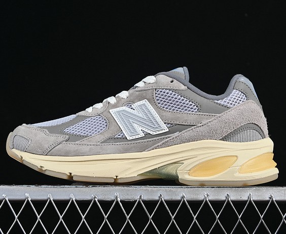 New Balance 2010 Grey Days Blue U2010GD Arid Stone Raincloud Calcium Sleek Lifestyle Sneaker