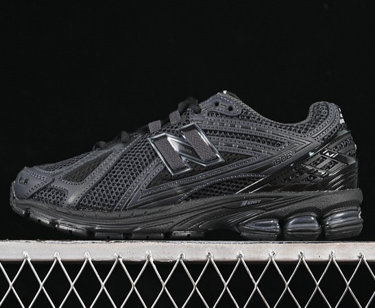 New Balance 1906R x COMME des GARCONS Homme 'Black' M1906RCM Sneaker