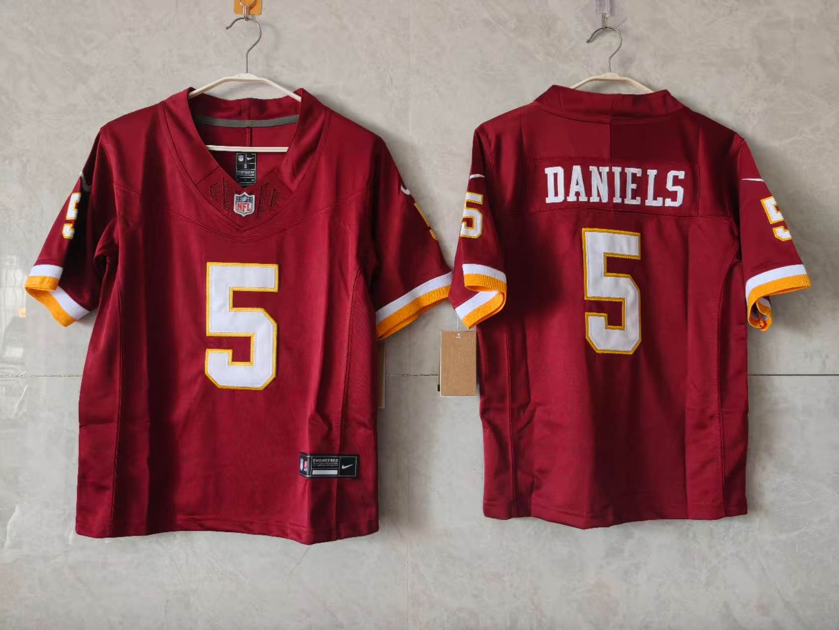Youth Washington Commanders #5 Jayden Daniels Burgundy 2026 F.U.S.E. Vapor Limited Stitched Football Jersey